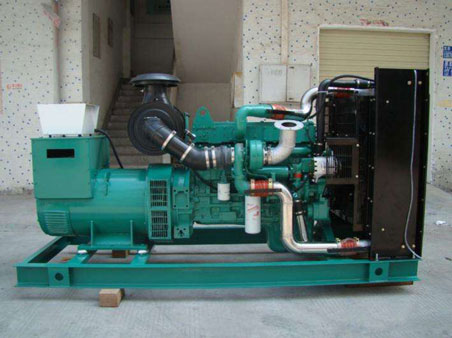德保1100kw康明斯柴油发电机组图片 德保1100kw康明斯柴油发电机组图片